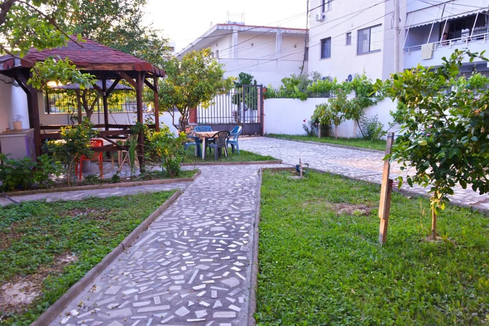 Vila Kevin Δυρράχιο 0*,